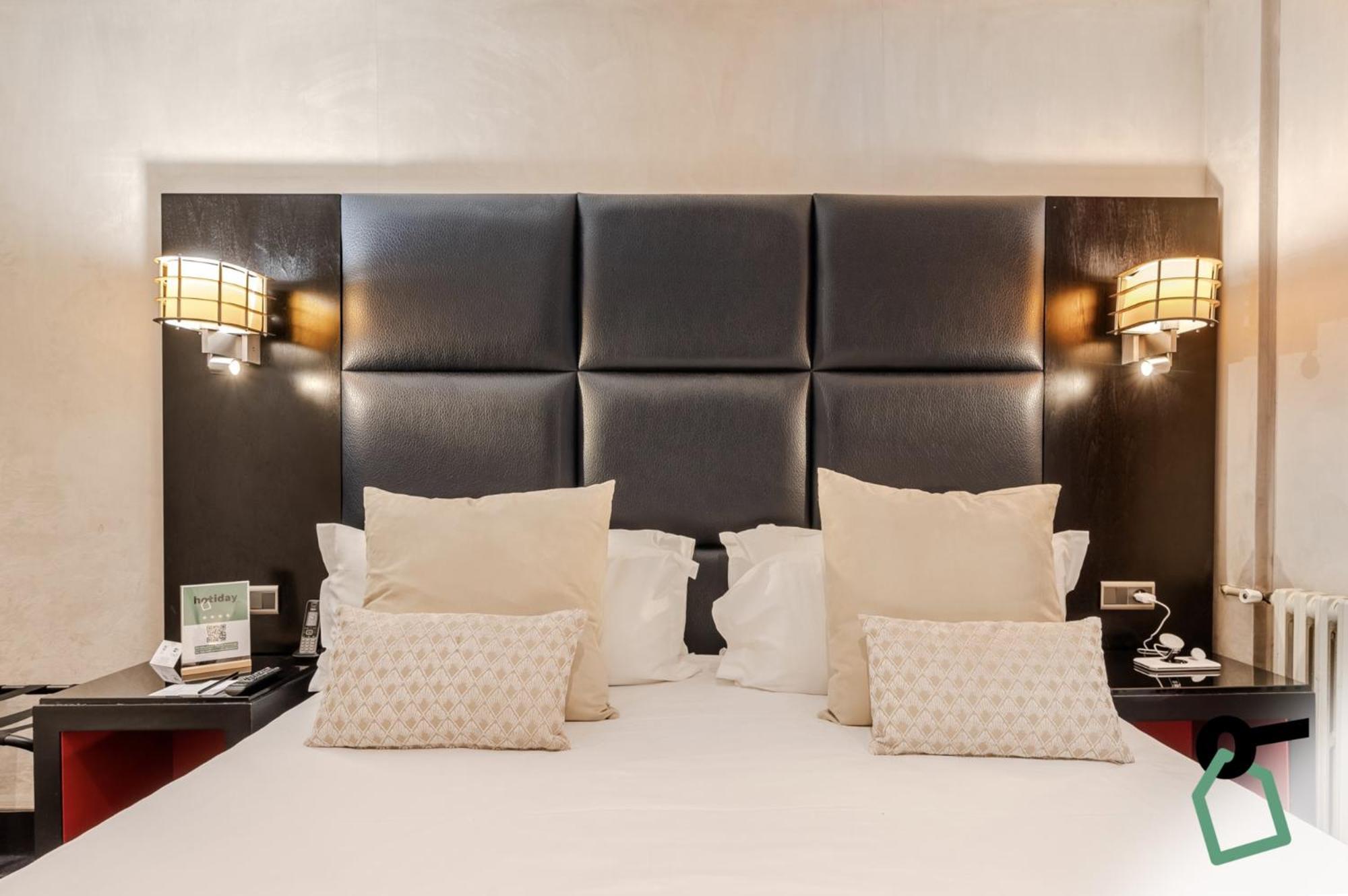 Hotiday Room Collection - Paris Arc De Triomphe Esterno foto